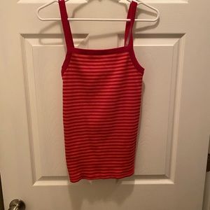 Tank top lot